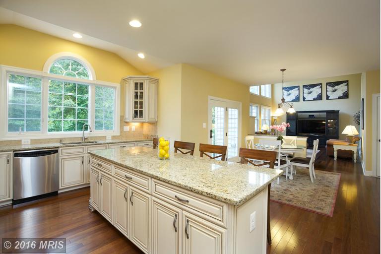 2110 Overlook Ct