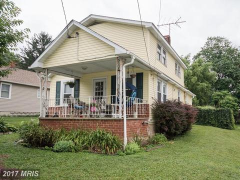11 Warwick Mill Ct