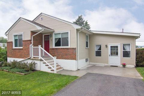 11 Warwick Mill Ct