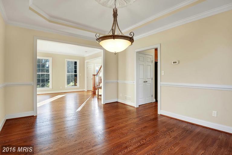 3008 Southview Rd