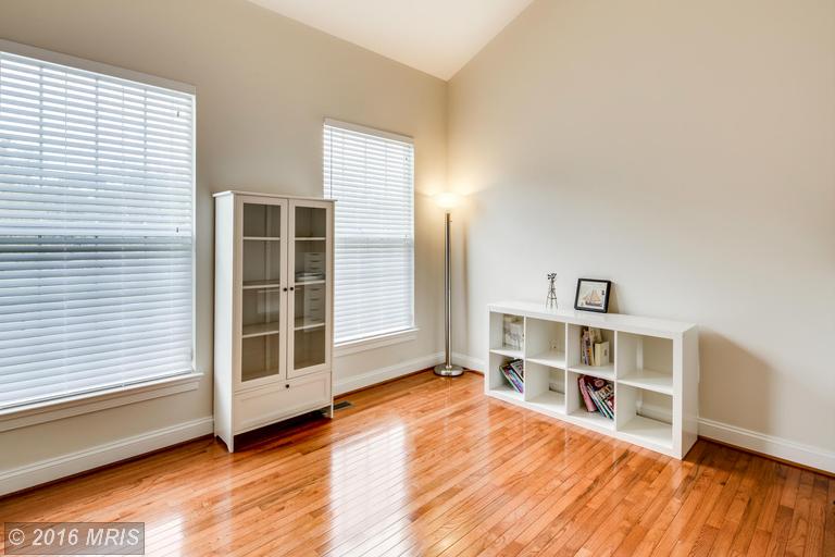 2232 River Terrace Ct, Ellicott City MD 21043