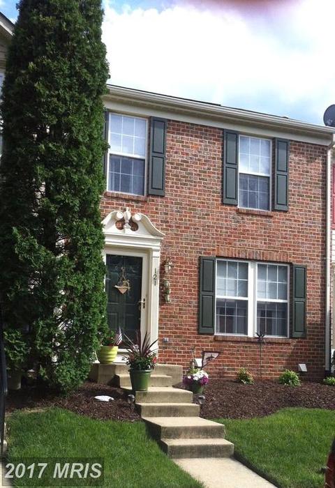 272 Keith Ct