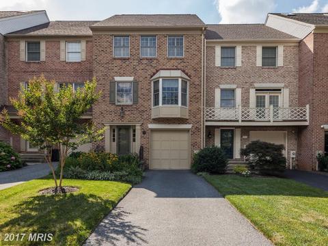 12 Hewetson Ct