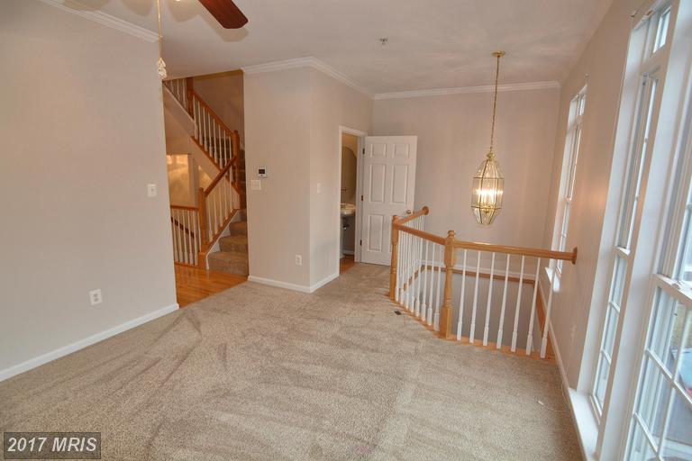 2409 Bolton Ln