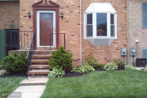 2312 Dartmouth Ln