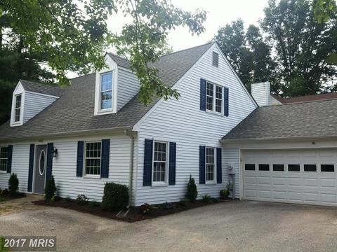 2312 Dartmouth Ln