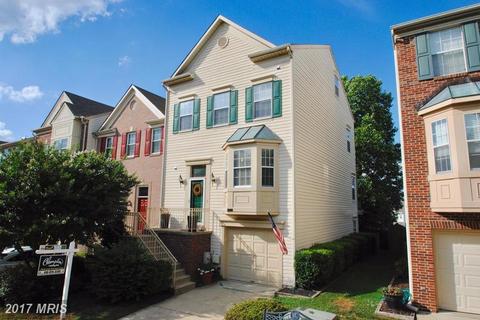 2312 Dartmouth Ln