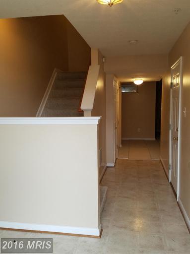 4524 Vermeer Ct