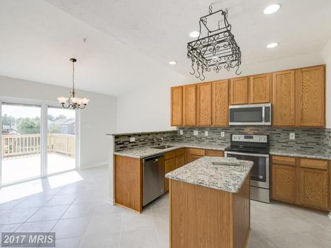 9326 Town Place Dr