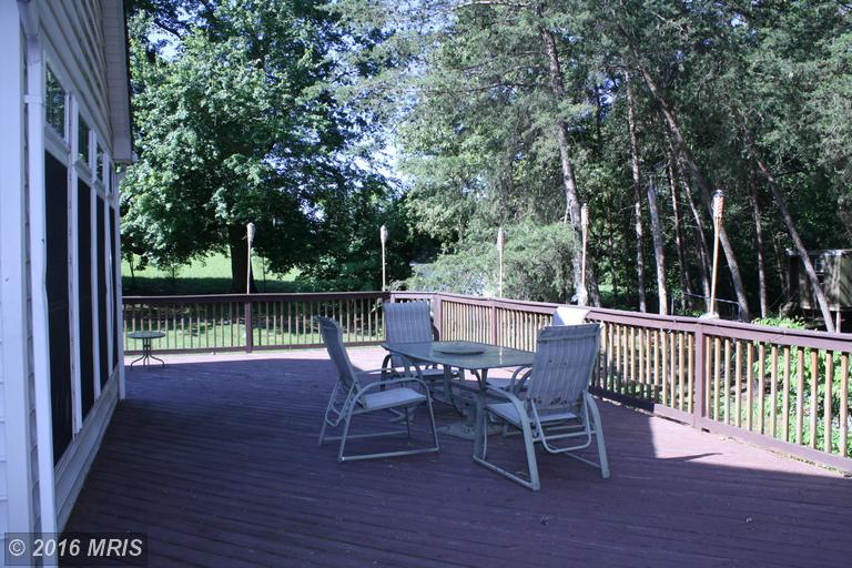 For Sale: 8 Walters Way Pasadena, MD 21122