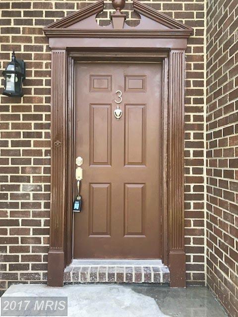 8842 Fox Cir