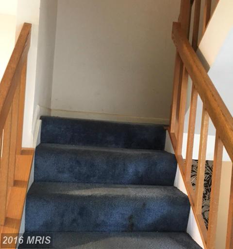 606 Glynock Pl