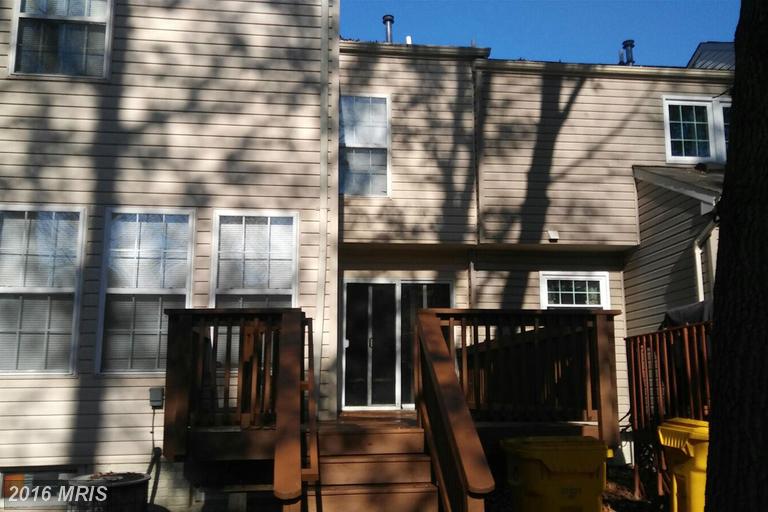 1725 Barnwood Ct