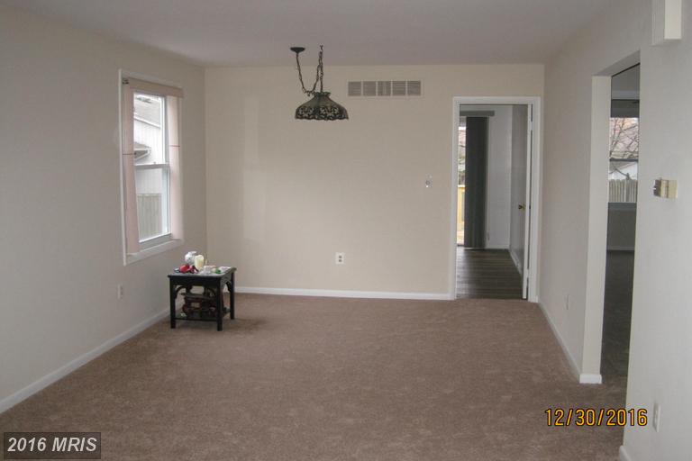 378 Lake Rd