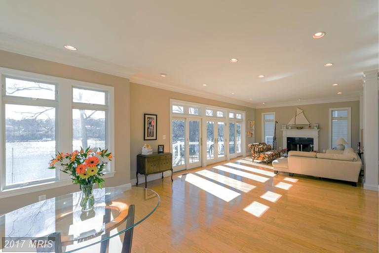 1215 Algonquin Rd