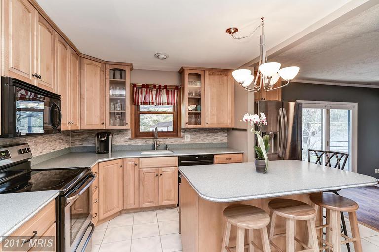 1732 Peppermint Ln