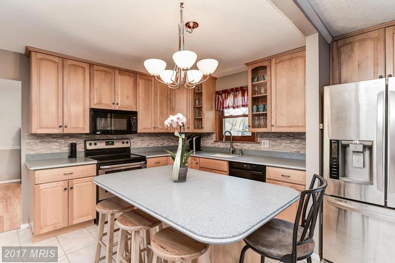 1732 Peppermint Ln