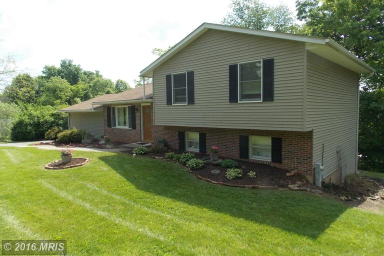 For Sale: 10 Ridge View Dr Westminster, MD 21157