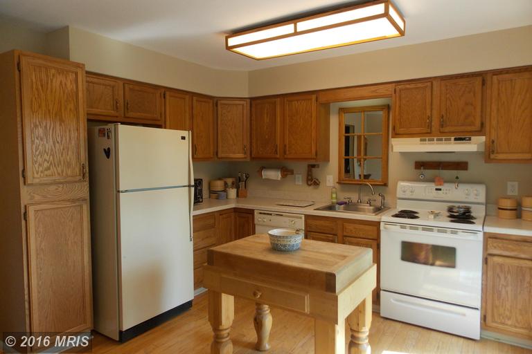 For Sale: 10 Ridge View Dr Westminster, MD 21157