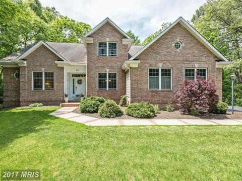944 Litchfield Cir