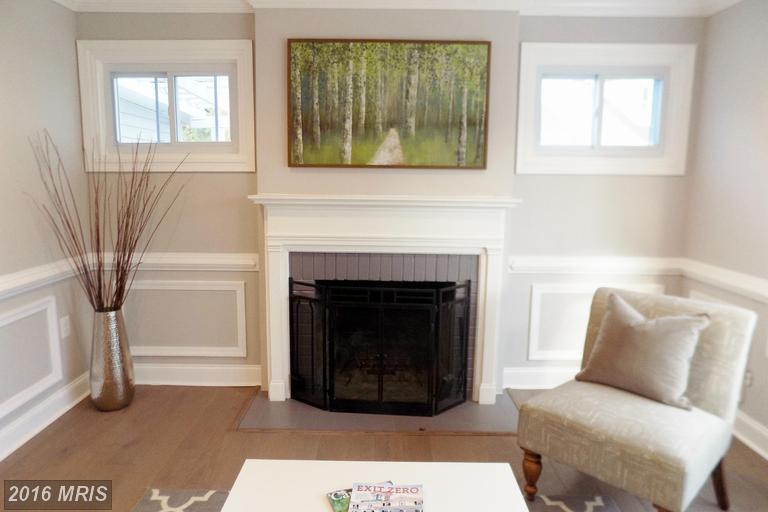 8 Barrow Ct