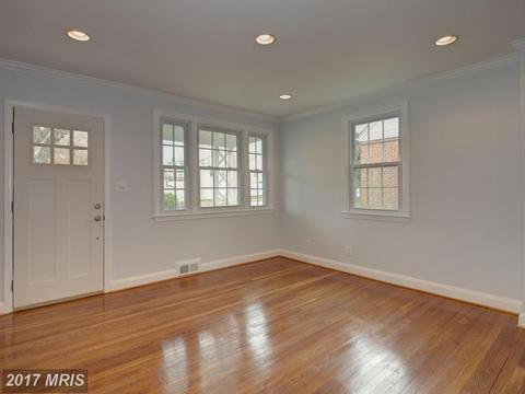 403 Walcott Rd