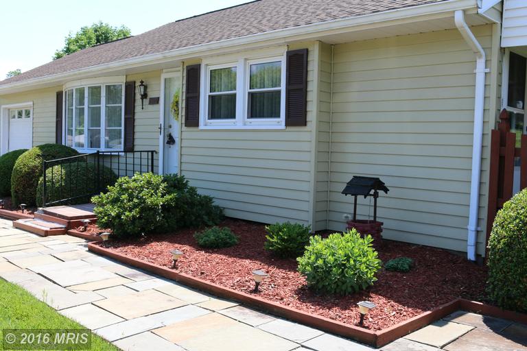 For Sale: 5914 Daybreak Ter Baltimore, MD 21206