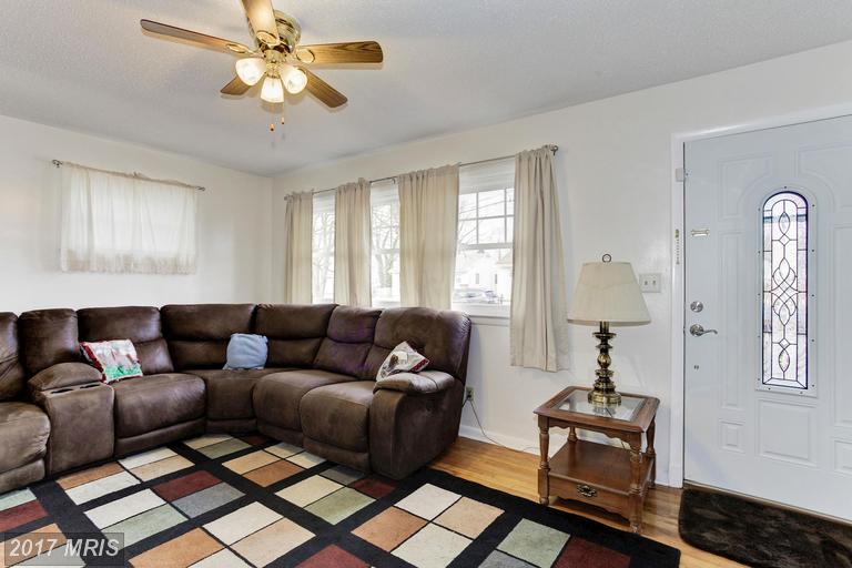 907 Coleridge Rd