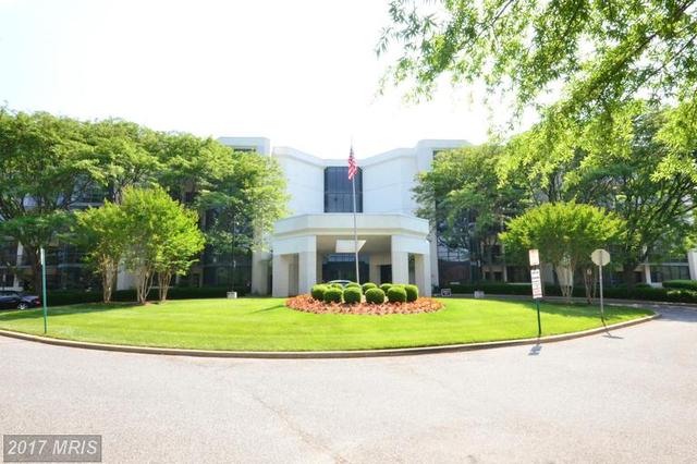 31 Village Rd