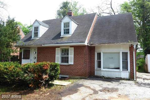 810 Cliffedge Rd