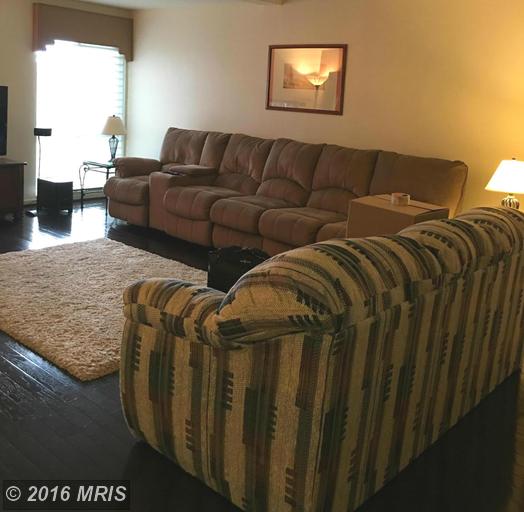 For Sale: 10 Stonehenge Cir #10 Pikesville, MD 21208