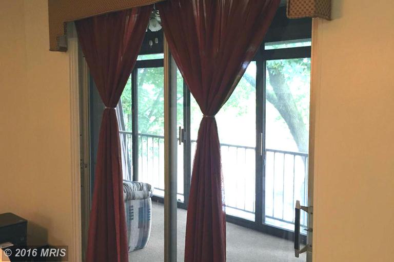 For Sale: 10 Stonehenge Cir #10 Pikesville, MD 21208