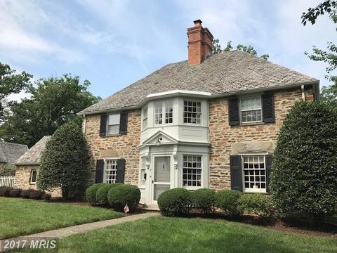 209 Saint Dunstans Rd