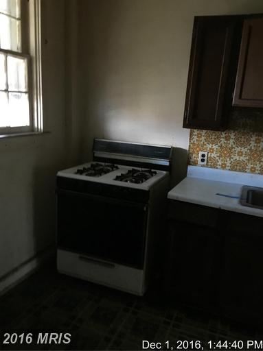 3111 Chesterfield Ave