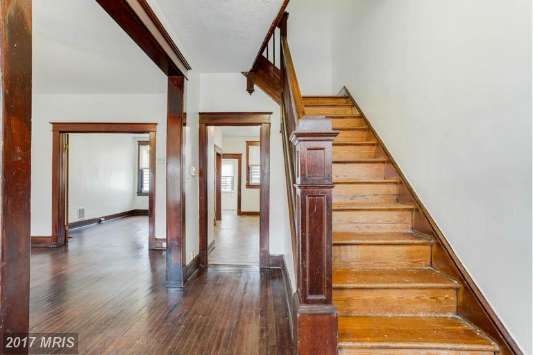 3549 Dudley Ave