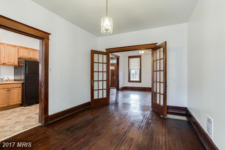 3549 Dudley Ave