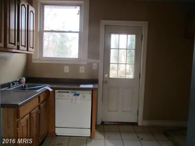 1503 Cold Spring Ln