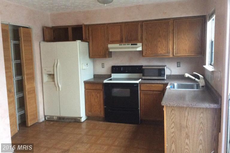 3307 Belsford Ct