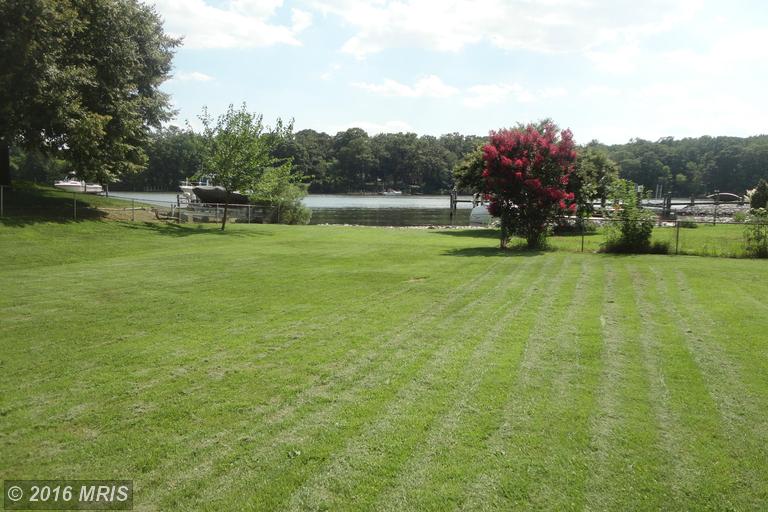 1 Kingston Cove Rd, Middle River MD 21220