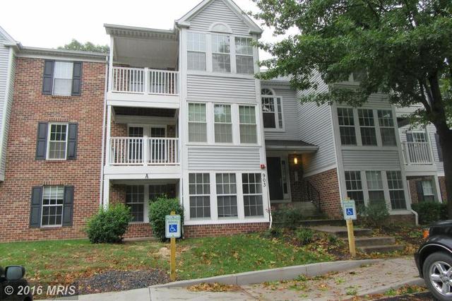 5 Runway Ct