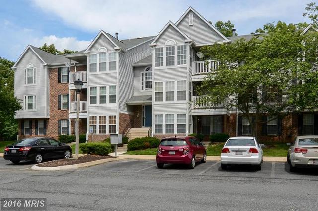 5 Runway Ct