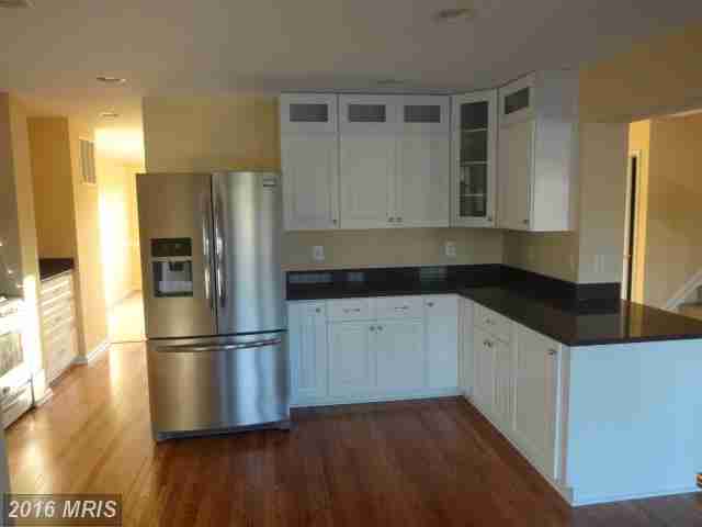 820 Dorsey Ave