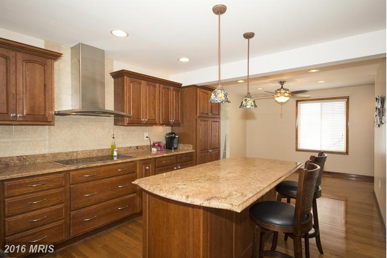 49 Longeron Dr