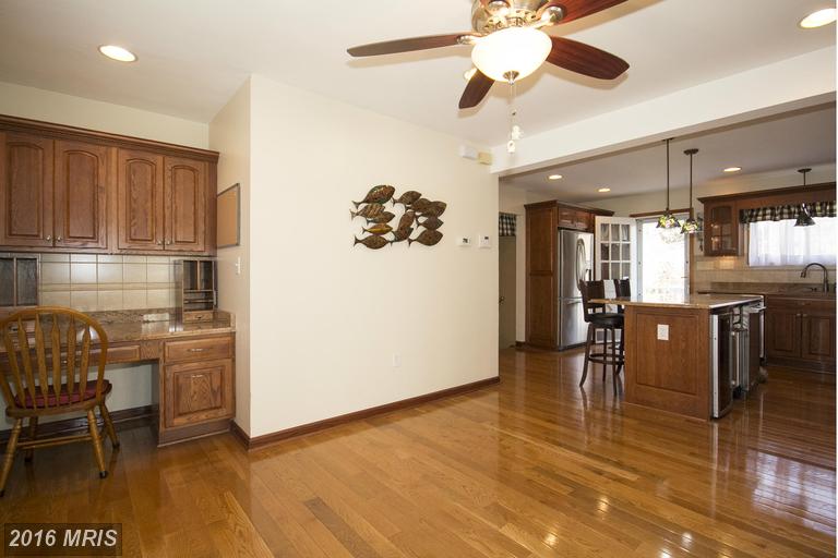 49 Longeron Dr