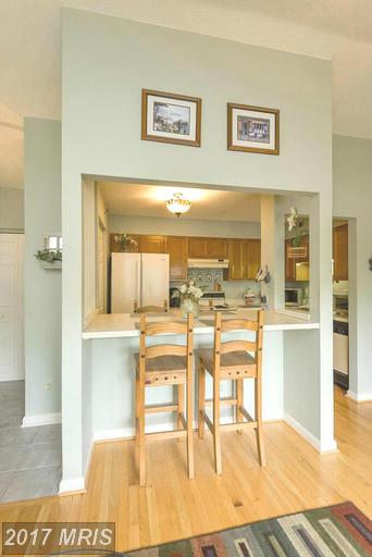 56 Helmsman Ct