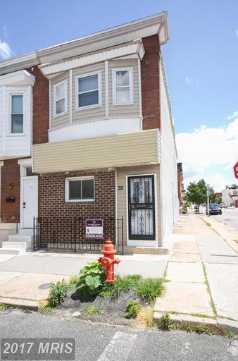 8 Robinson St S