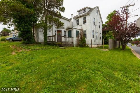 702 Dorchester Rd