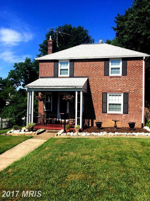 702 Dorchester Rd