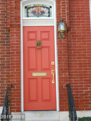 35 Ostend St E