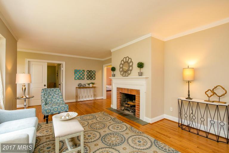 1206 Brookview Rd